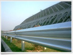 為什么要在公路上安裝波形護欄板？